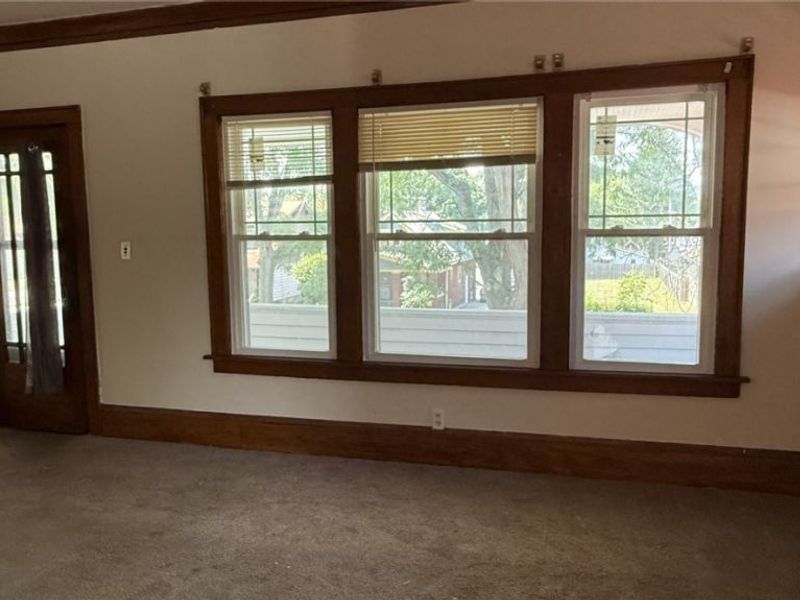3729 Chelton Road, Shaker Heights, OH 44120 Photo 5