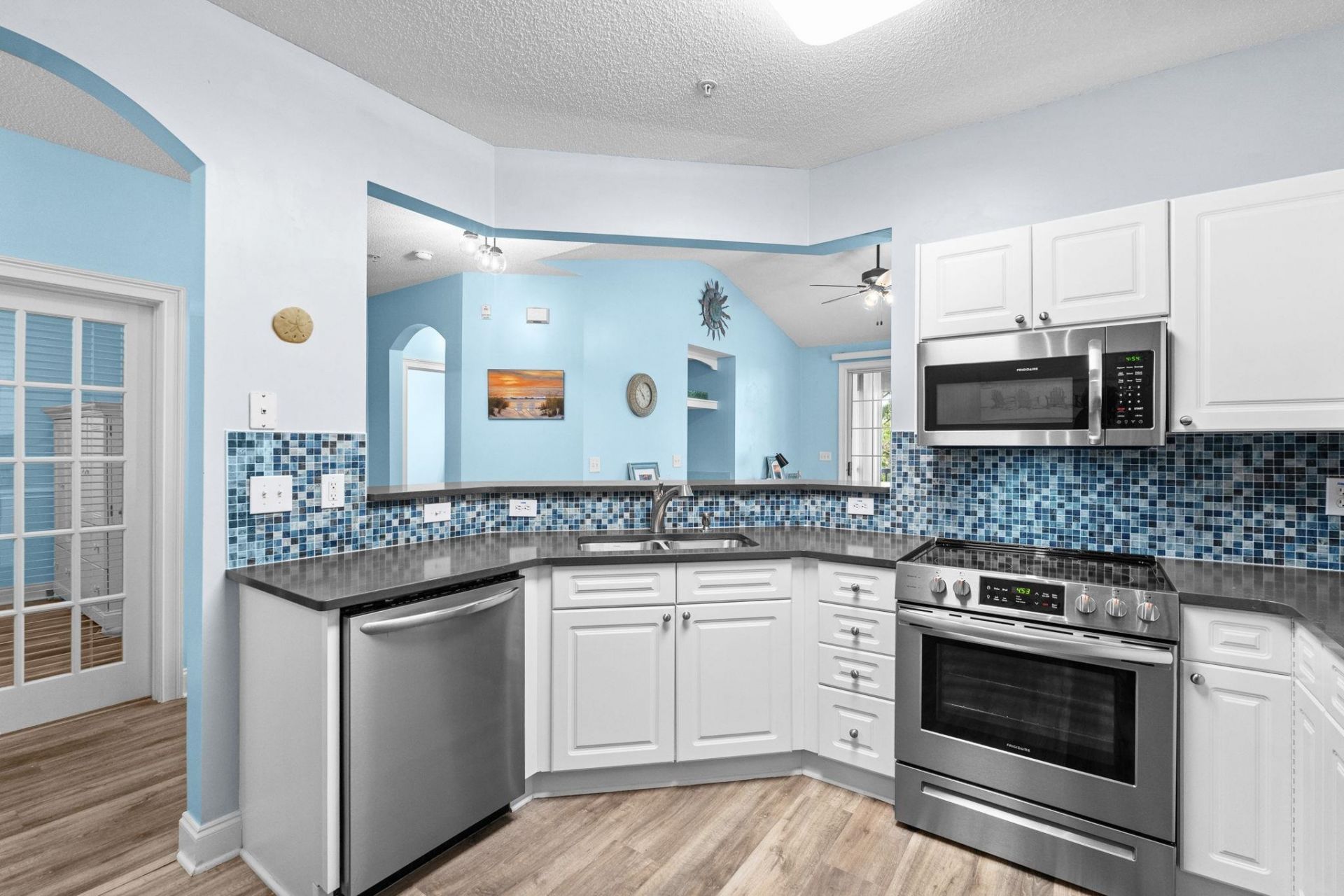 6203 Catalina Dr. Photo 20