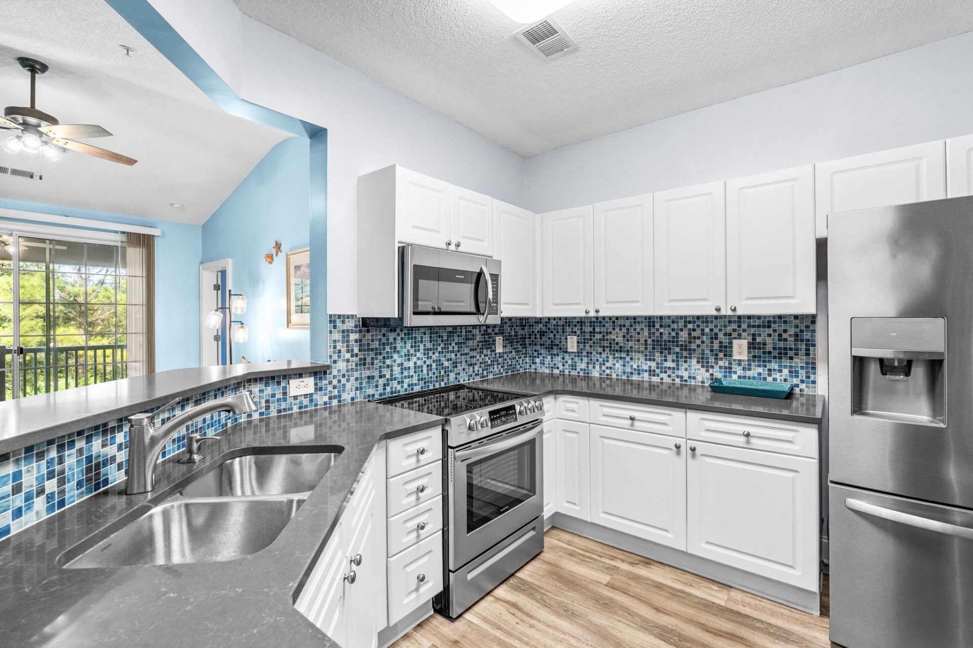 6203 Catalina Dr. Photo 21