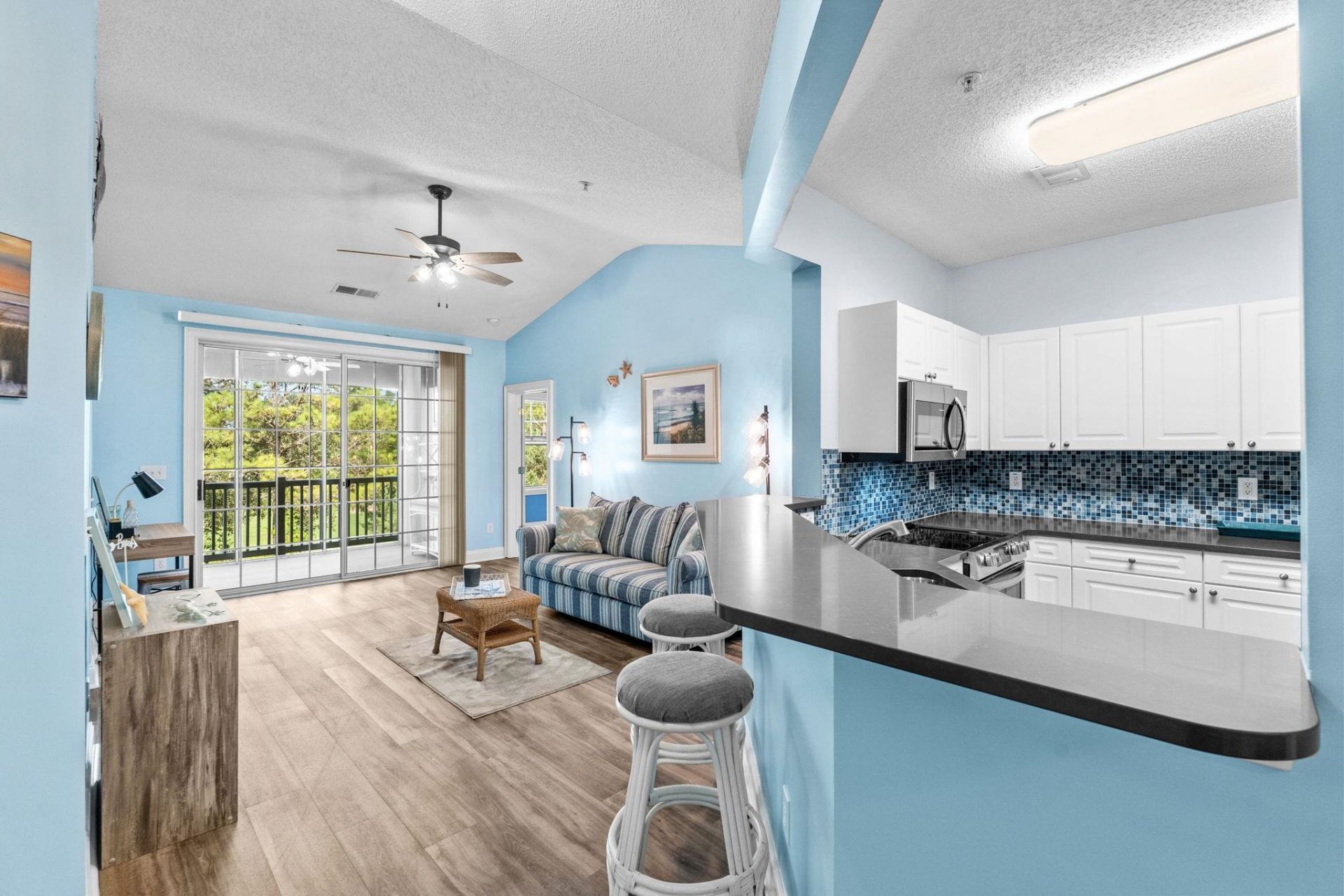 6203 Catalina Dr. Photo 8