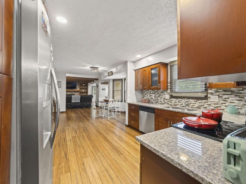1099 Melinda Drive, Westerville, OH 43081 Photo 14