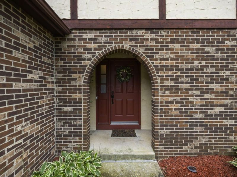 1099 Melinda Drive, Westerville, OH 43081 Photo 4
