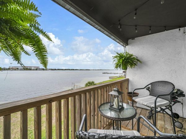 236 SW Miracle Strip Parkway, Unit B7, Fort Walton Beach, FL 32548