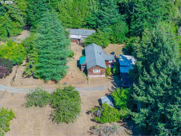 94714 CONKLIN MEADOW LN, Broadbent, OR 97414