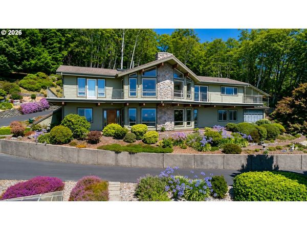 15425 Museum, Brookings, OR 97415