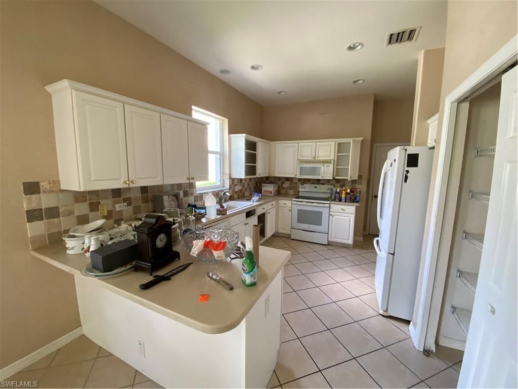 8285 Gleneagle Way, Naples, FL 34120 Photo