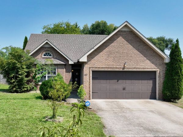 222 Dale Ter , Clarksville, TN 37042