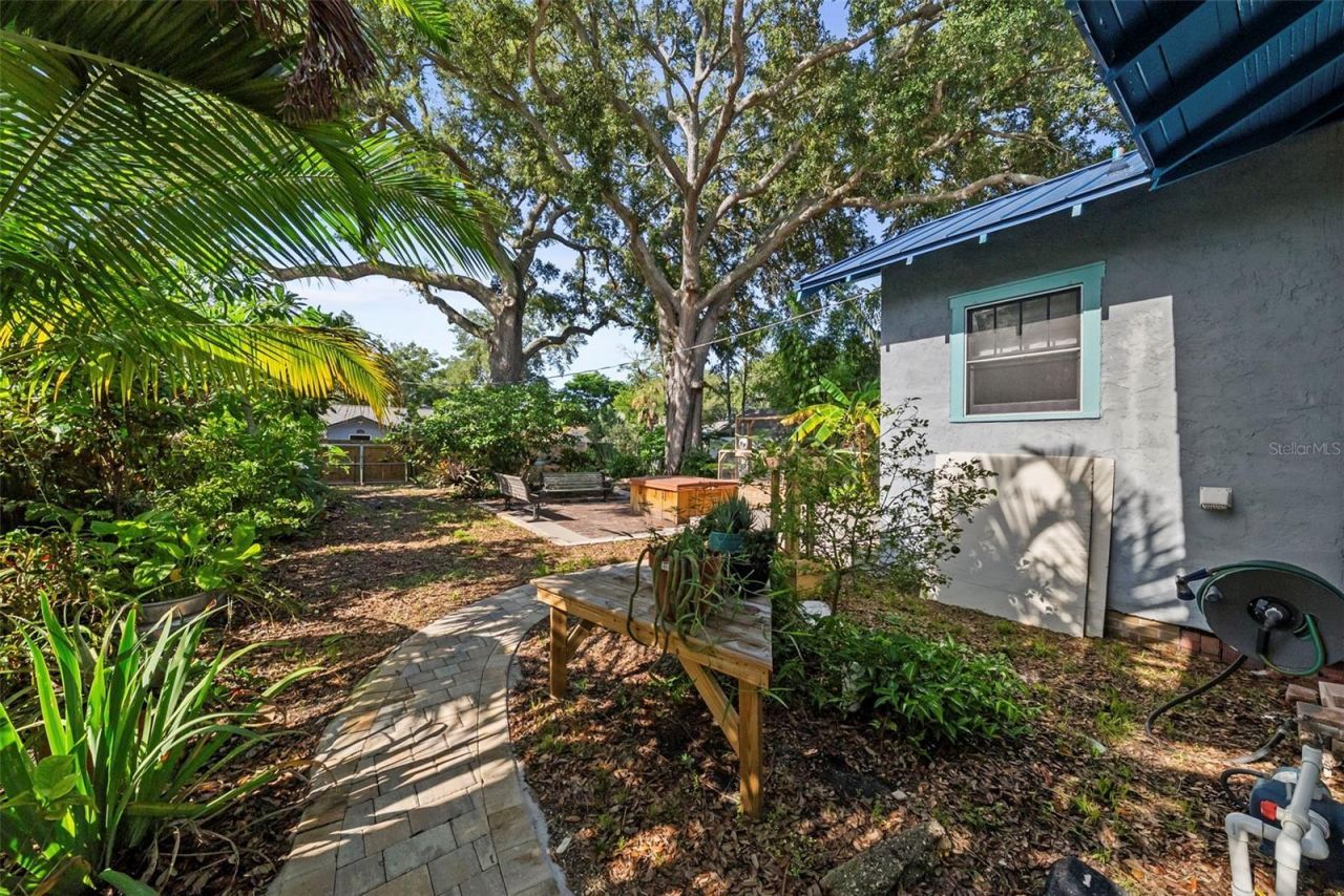 1024 23rd Avenue N, Saint Petersburg, FL 33704 Photo