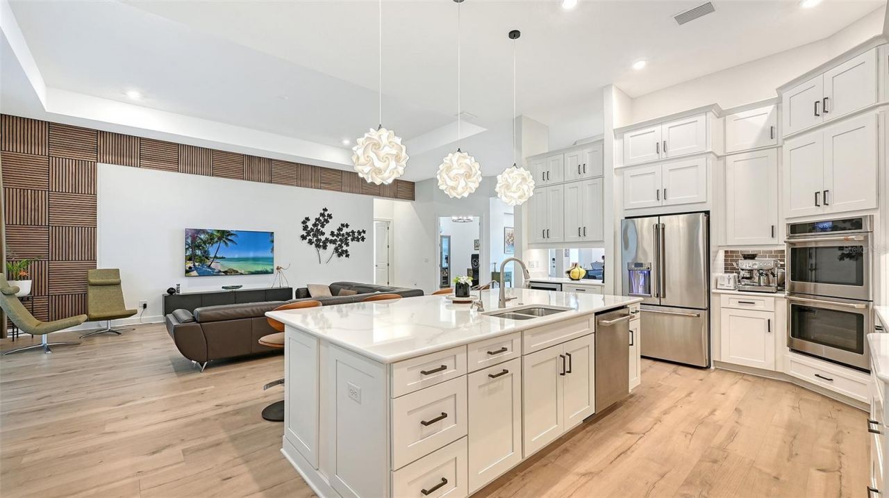9483 Tequila Sunrise Drive, Sarasota, FL 34241 Photo