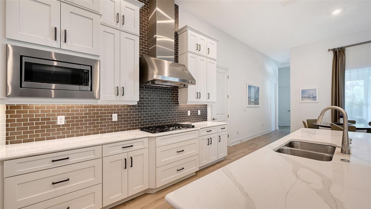 9483 Tequila Sunrise Drive, Sarasota, FL 34241 Photo