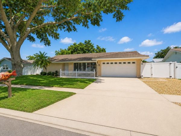 2069 KINGFISHER DRIVE , PALM HARBOR, FL 34683