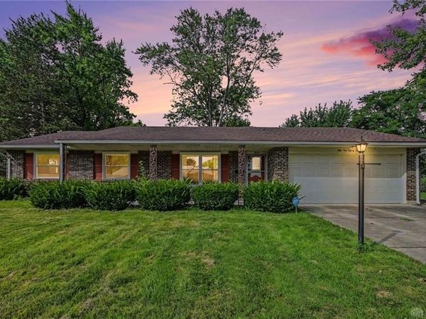 5184 Seville Drive, Englewood, OH 45322