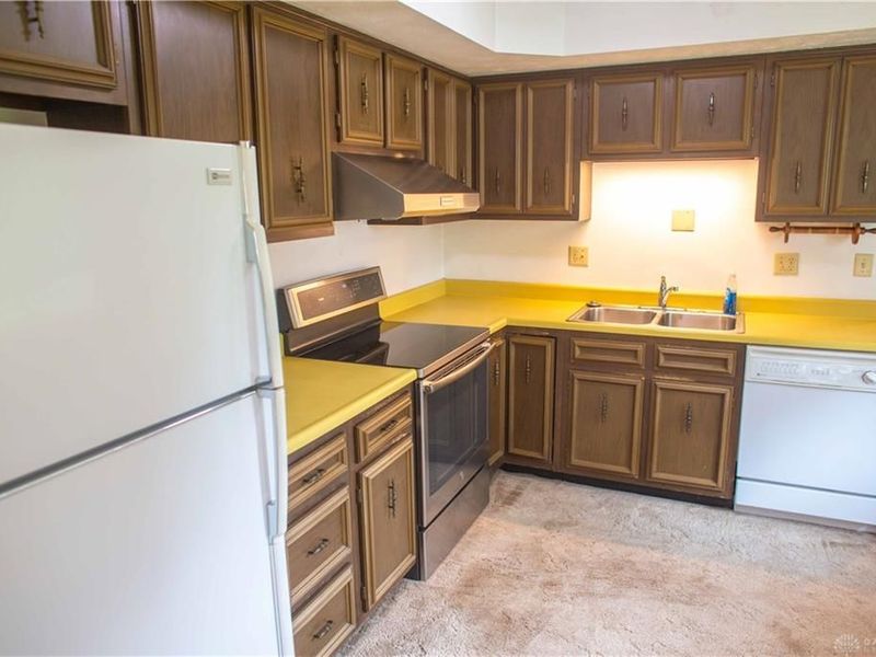 5184 Seville Drive, Englewood, OH 45322 Photo 10