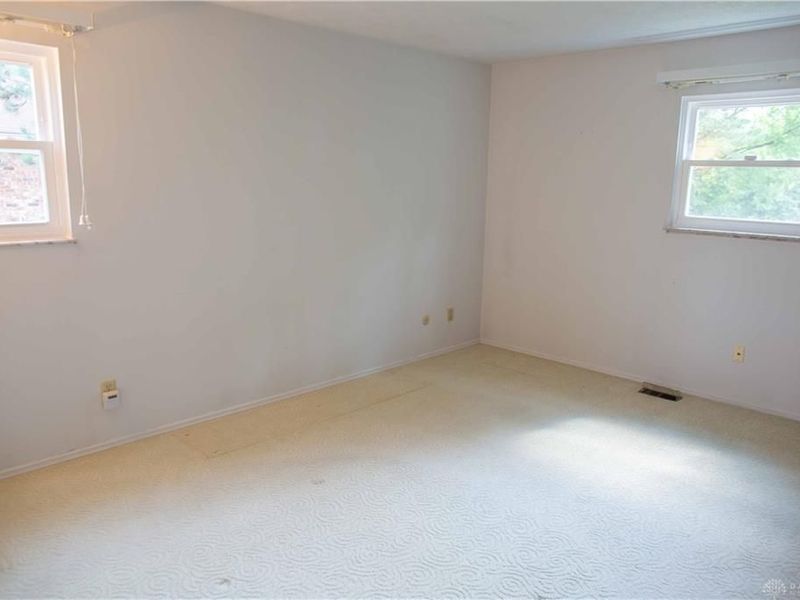 5184 Seville Drive, Englewood, OH 45322 Photo 14