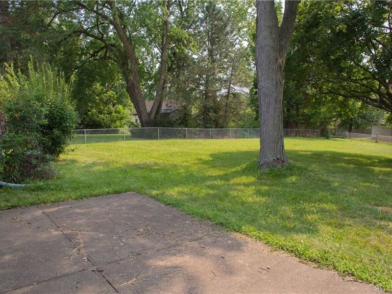 5184 Seville Drive, Englewood, OH 45322 Photo 23