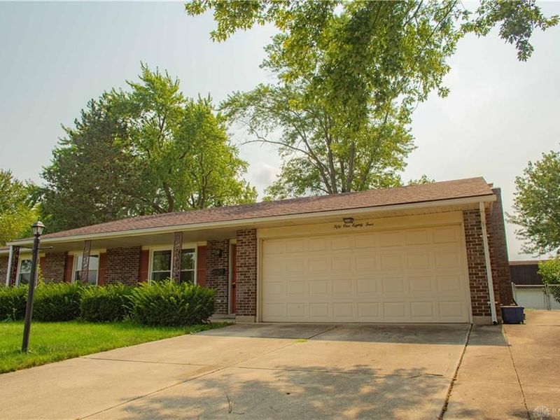 5184 Seville Drive, Englewood, OH 45322 Photo 3
