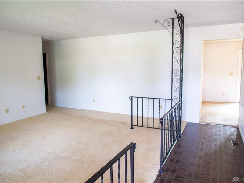 5184 Seville Drive, Englewood, OH 45322 Photo 7