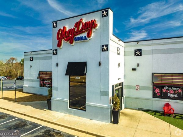 3951 Arkwright Road, Macon, GA 31210