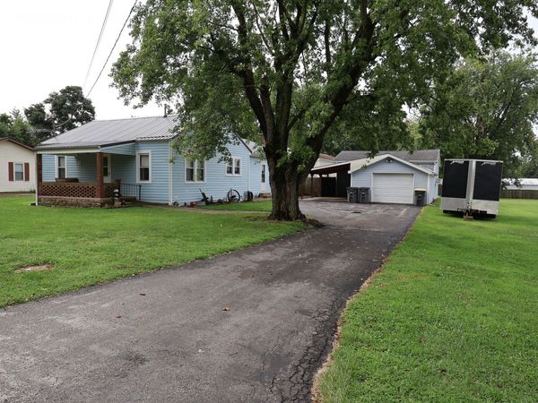 502 E 16th Street , Seymour, IN 47274