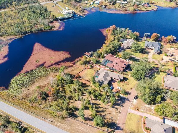 4408 Bayou Oaks Drive , Panama City, FL 32404