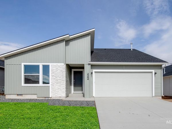 107 N Tideberry Ave, Kuna, ID 83634