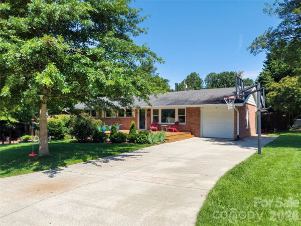 217 S Hillandale Drive, East Flat Rock, NC 28726