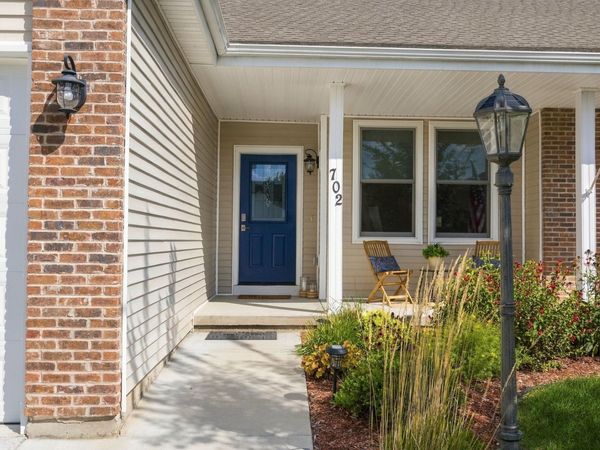702 Merlot Lane, Cambridge, WI 53523