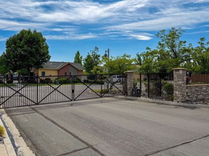 5659 Hunting Creek Way, Sparks, NV 89436 Photo