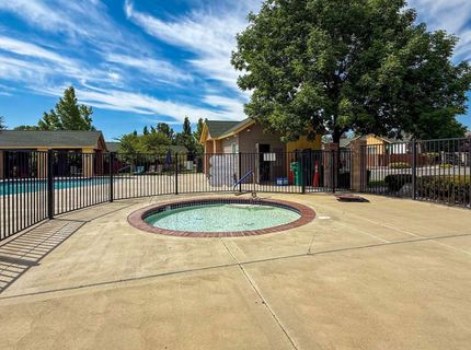 5659 Hunting Creek Way, Sparks, NV 89436 Photo