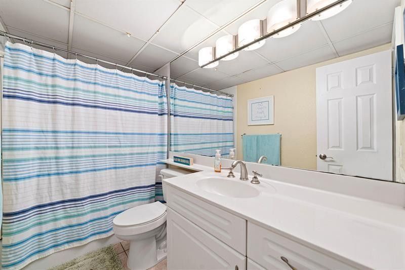 1000 Spanish River Road, Unit 2P, Boca Raton, FL 33432 Photo