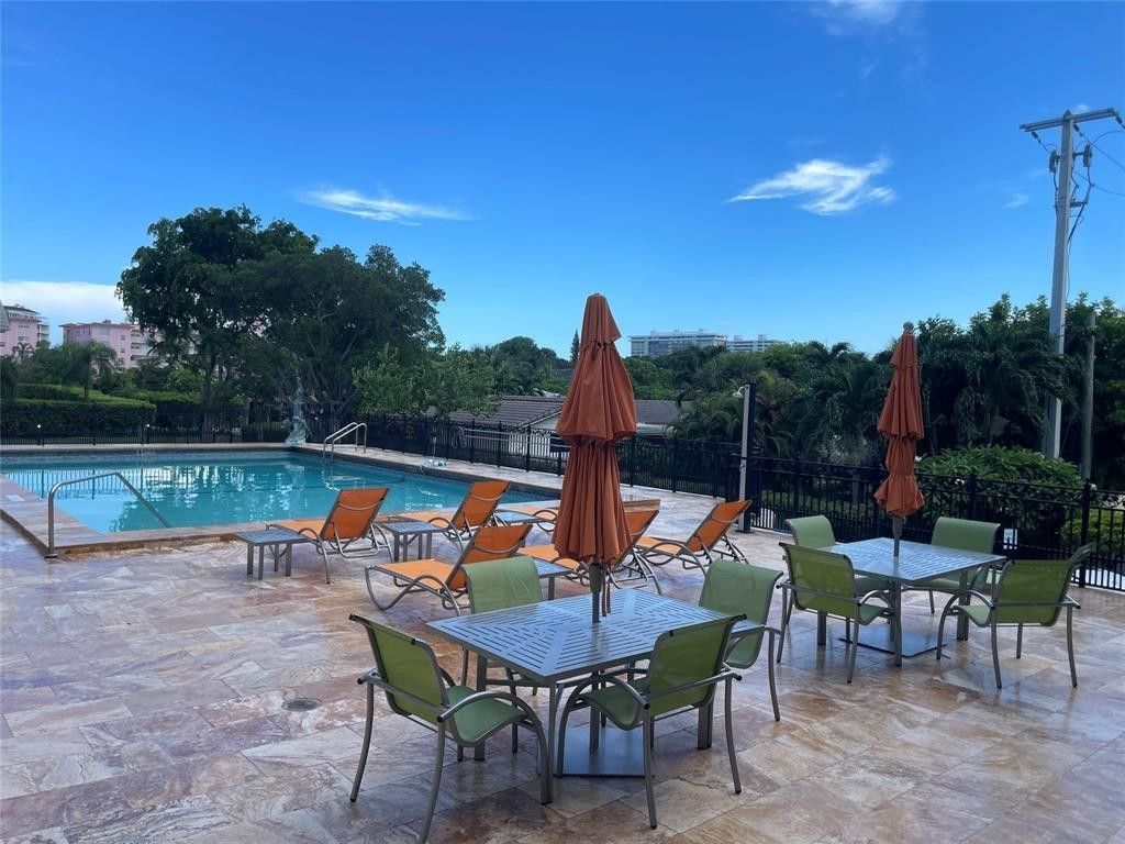 1000 Spanish River Road, Unit 2P, Boca Raton, FL 33432 Photo