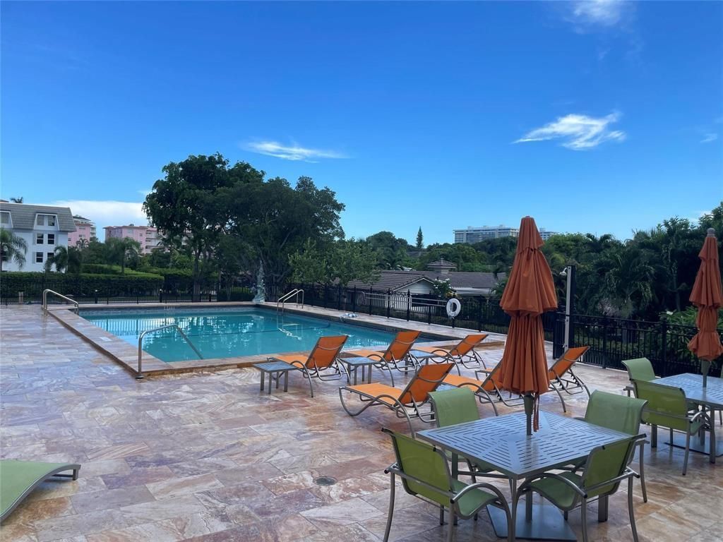 1000 Spanish River Road, Unit 2P, Boca Raton, FL 33432 Photo