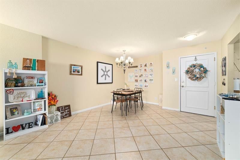 1000 Spanish River Road, Unit 2P, Boca Raton, FL 33432 Photo