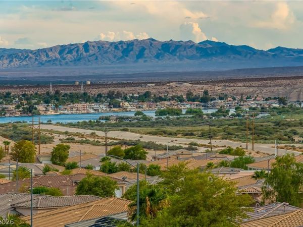 2235 Canyon Song Avenue, Laughlin, NV 89029