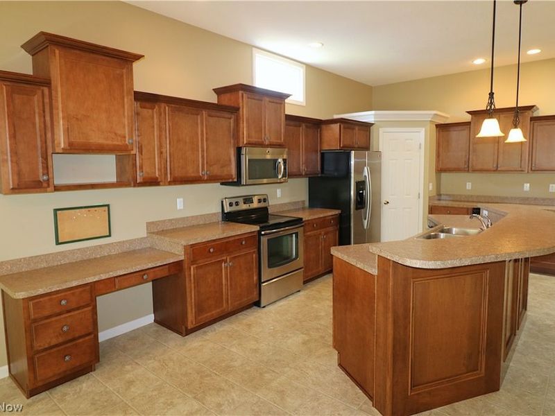 18 Falcon Crest Drive, Unit A, Norwalk, OH 44857 Photo 2