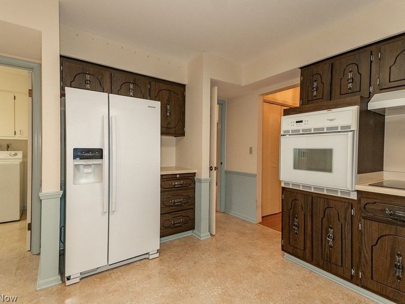 6555 Creekside Trail, Solon, OH 44139 Photo 14
