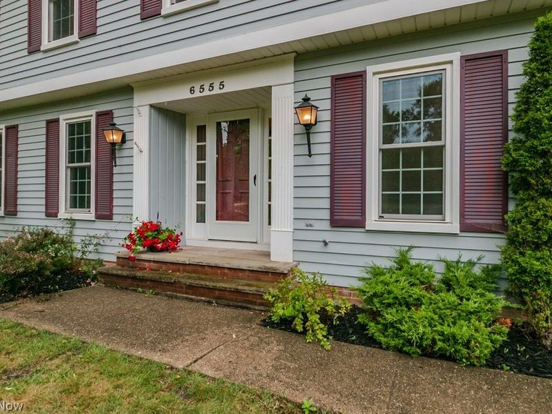 6555 Creekside Trail, Solon, OH 44139 Photo 3