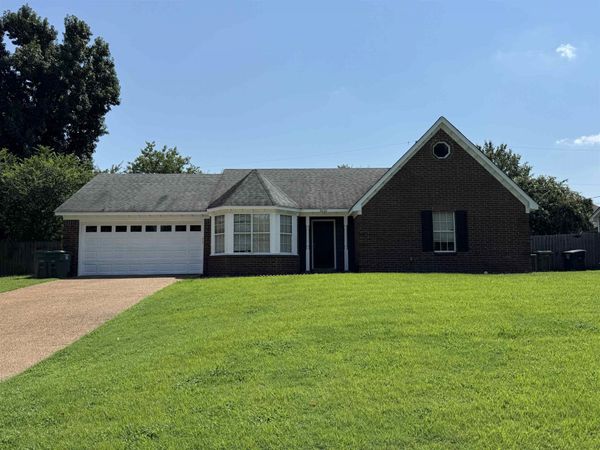 2630 MOSSY ROCK CV, Memphis, TN 38133