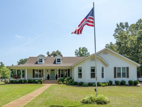 1725 WOODS RD, Adamsville, TN 38310