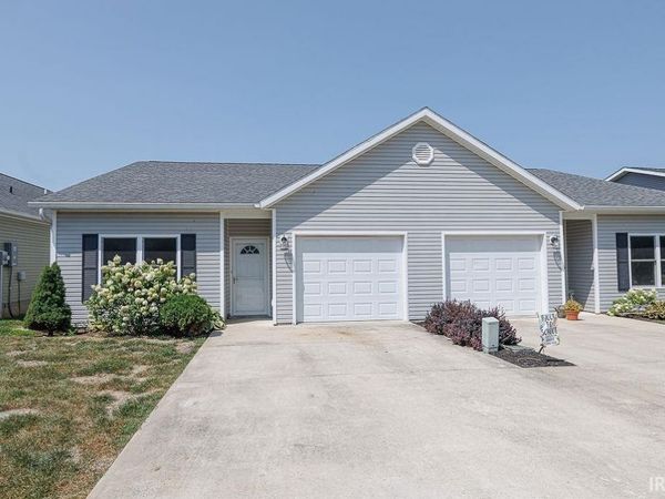 564 S Fieldstone Boulevard, Bloomington, IN 47403