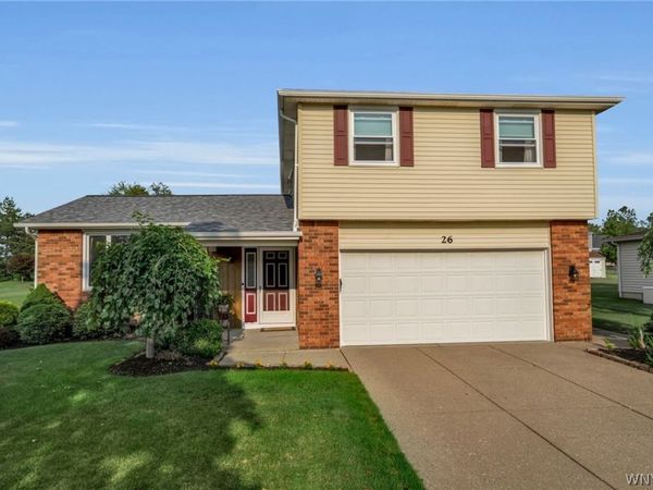 26 Rollingwood Drive, Lancaster, NY 14086
