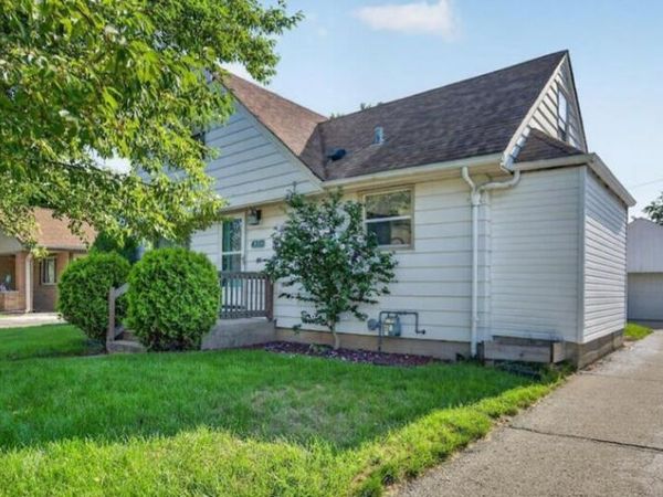4310 S Iowa AVENUE, Saint Francis, WI 53235