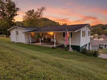 138 Springdale Street, Grafton, WV 26534