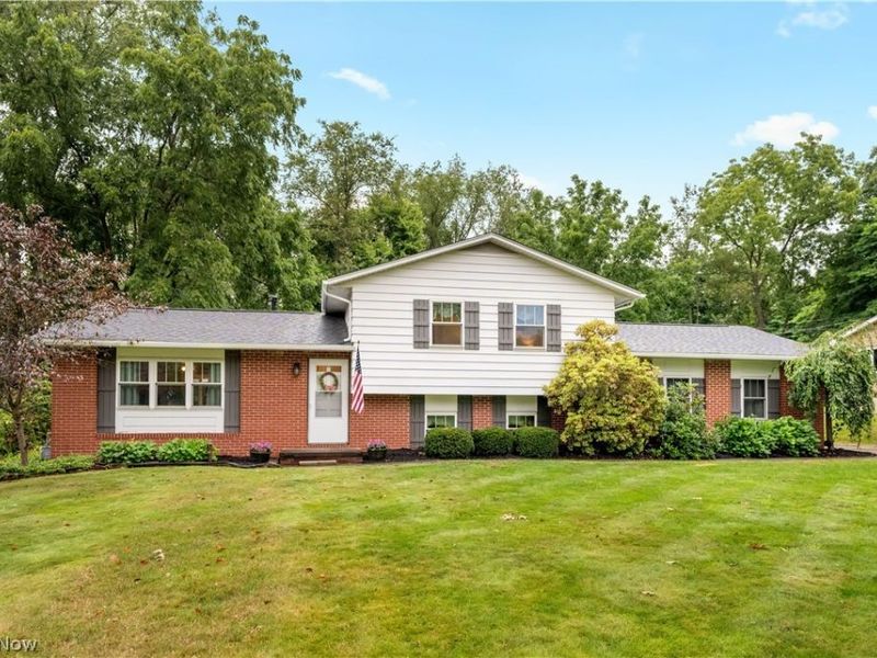 1341 Applegrove Street NE, Canton, OH 44721 Photo 2