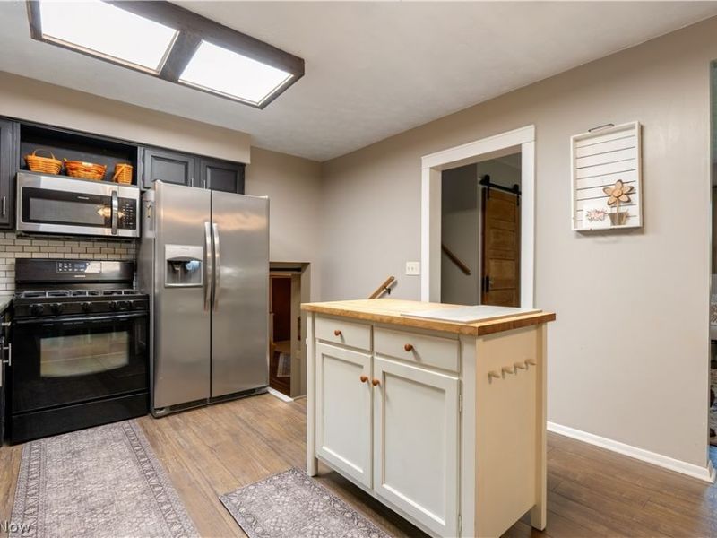 1341 Applegrove Street NE, Canton, OH 44721 Photo 21