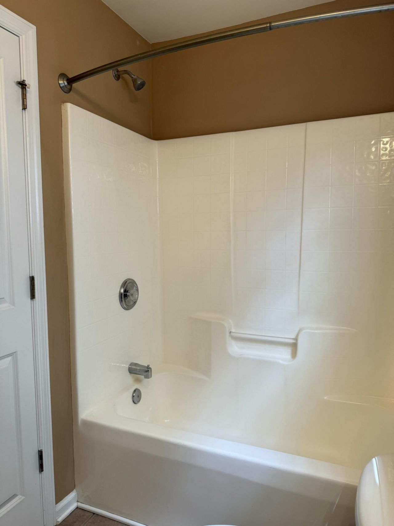 3382 Middlesboro Avenue Photo 18