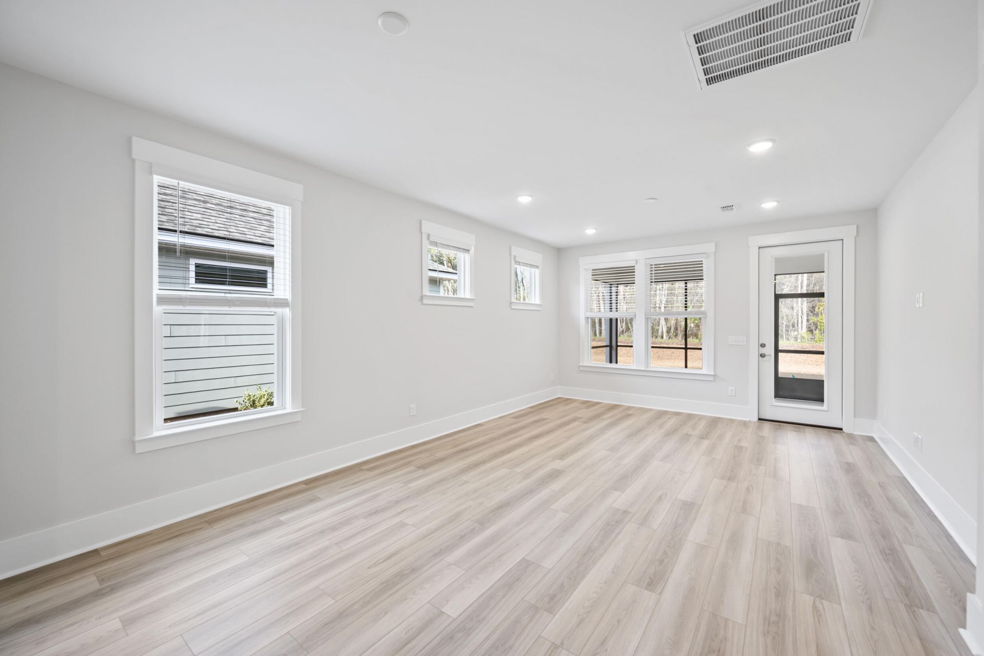 3092 Sawtimber Photo 5