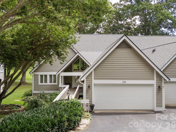 128 Overlook Drive , Flat Rock, NC 28731