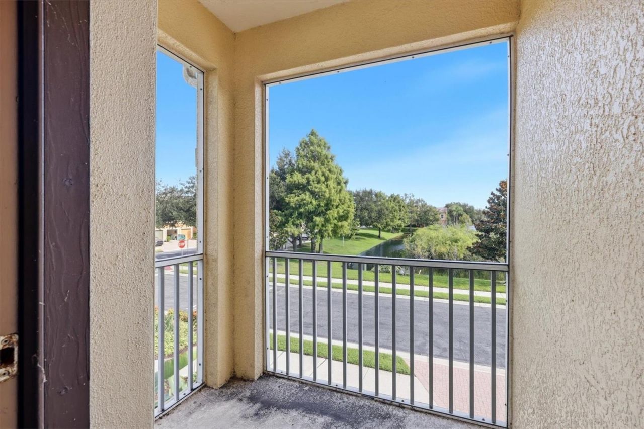 8098 Moonstone Drive, Unit 17-203, Sarasota, FL 34233 Photo