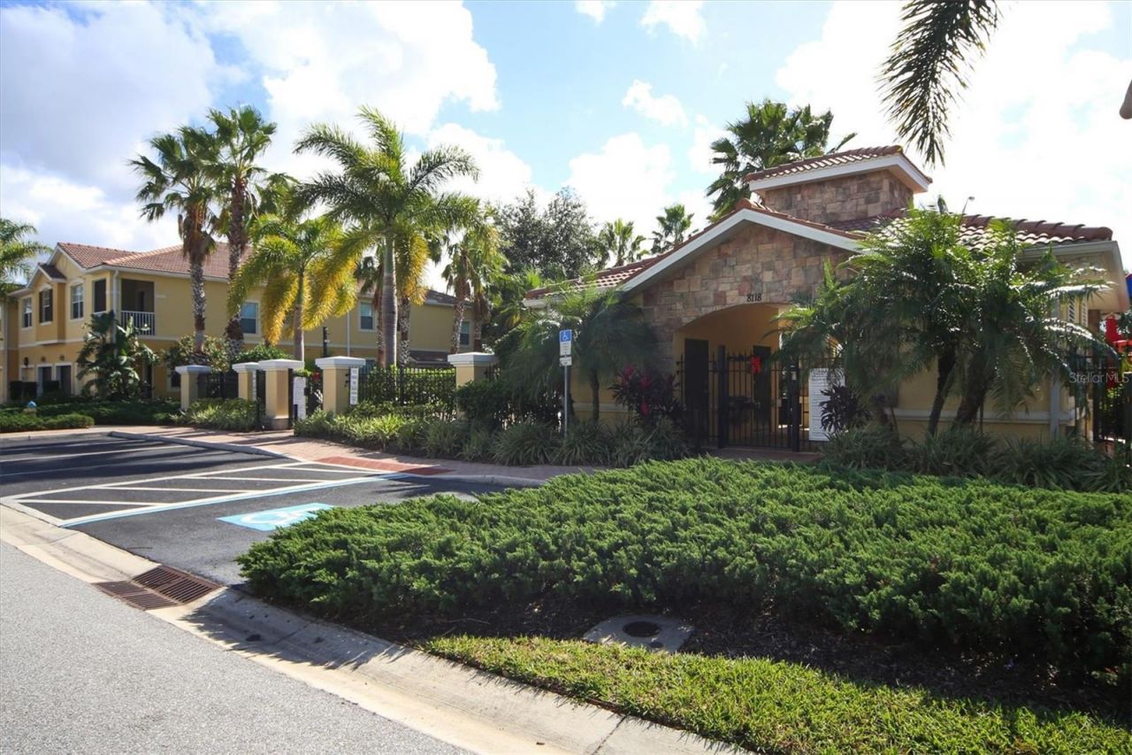8098 Moonstone Drive, Unit 17-203, Sarasota, FL 34233 Photo